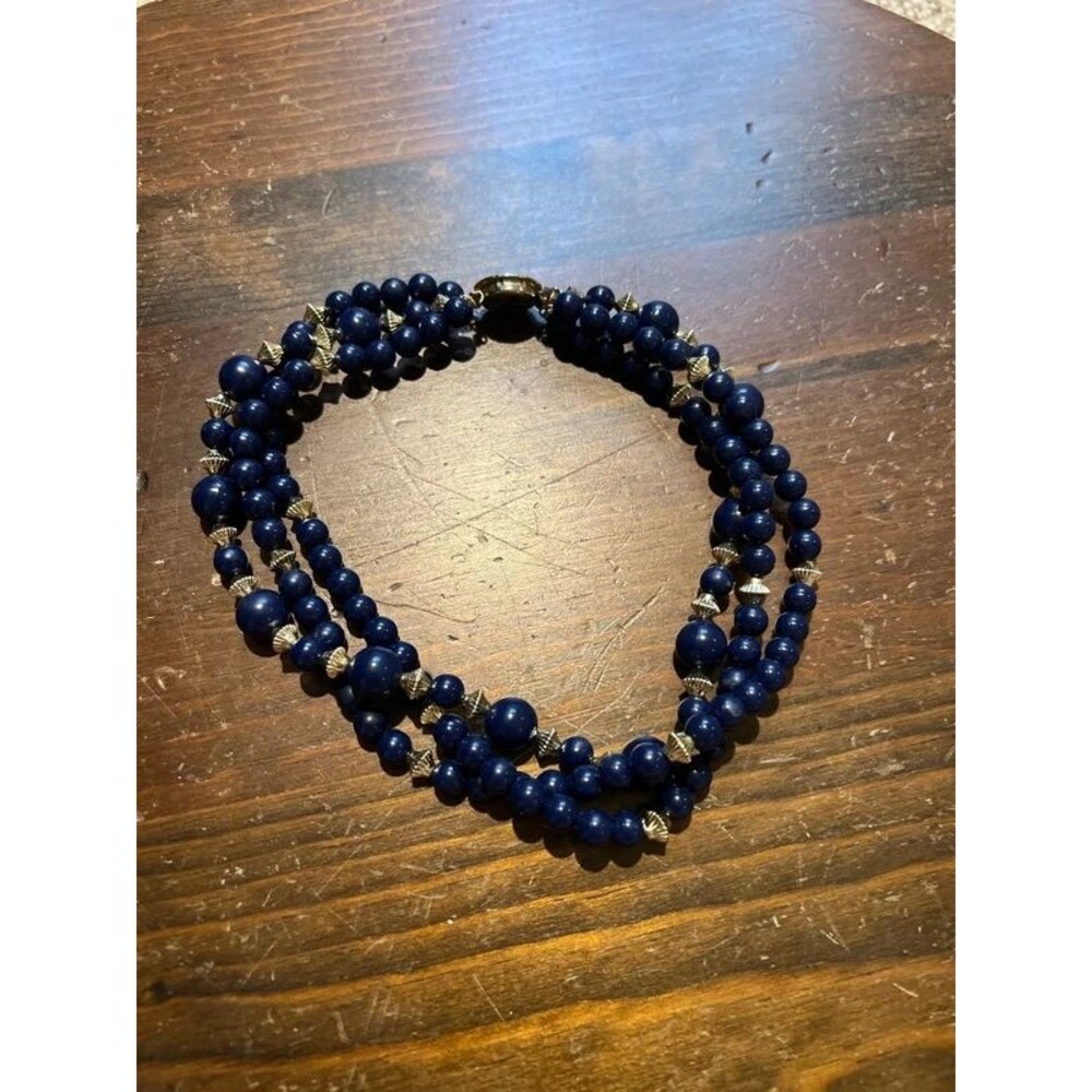 Navy and silver beaded choker | j-0033